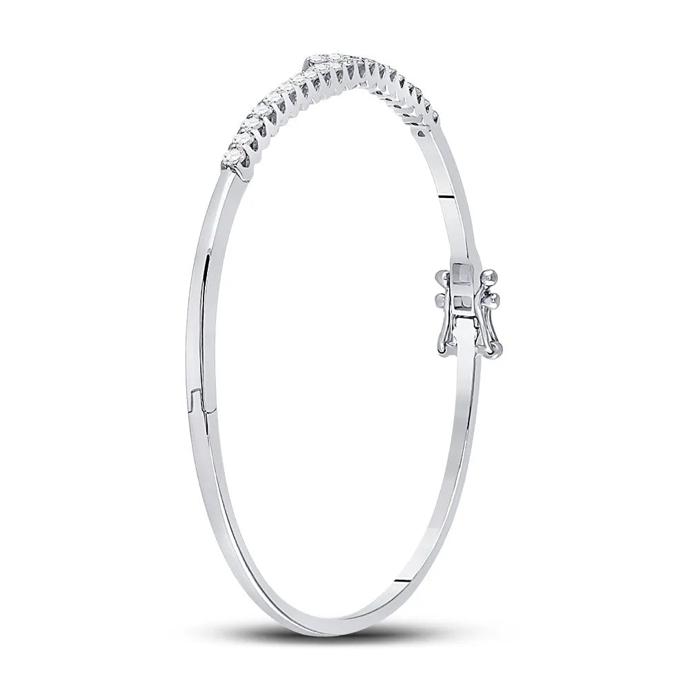 14kt White Gold Sparkling Diamond Bypass Bangle Bracelet - 1 Carat Total Weight