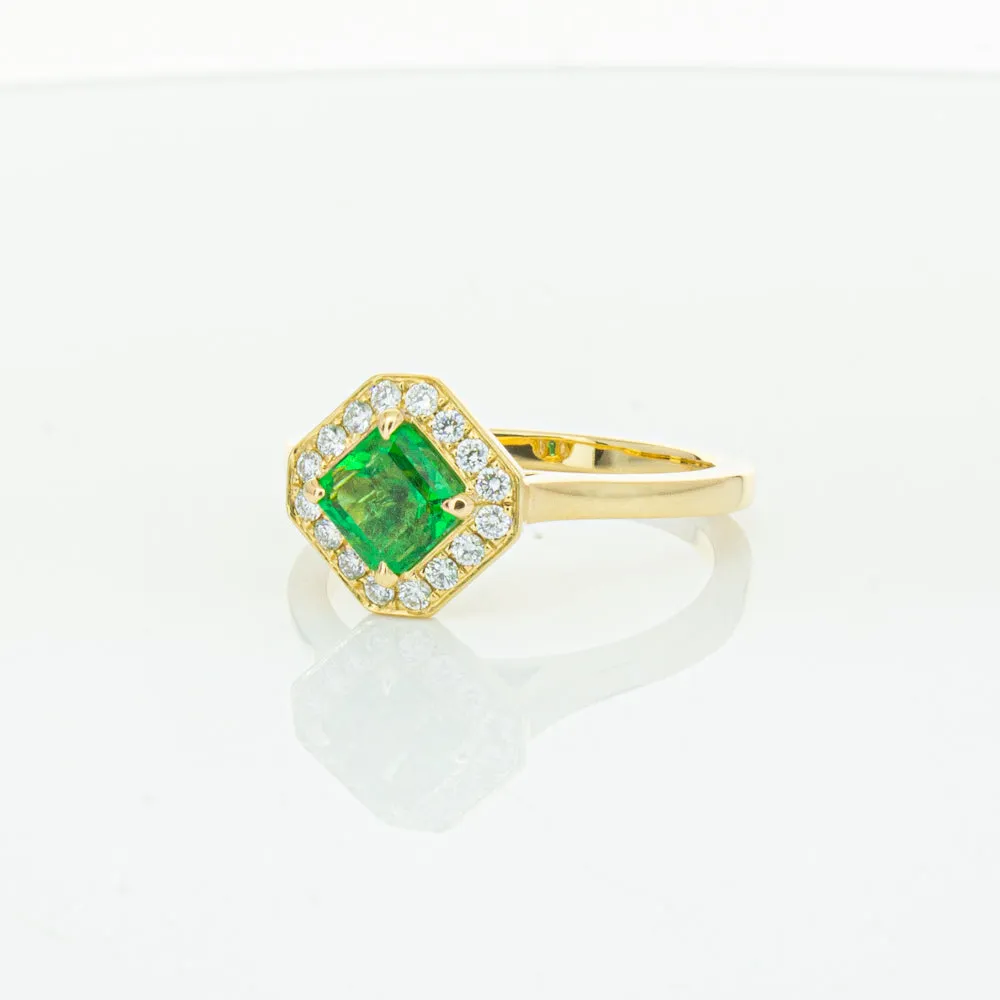 18ct Yellow Gold .84ct Emerald & Diamond Ring