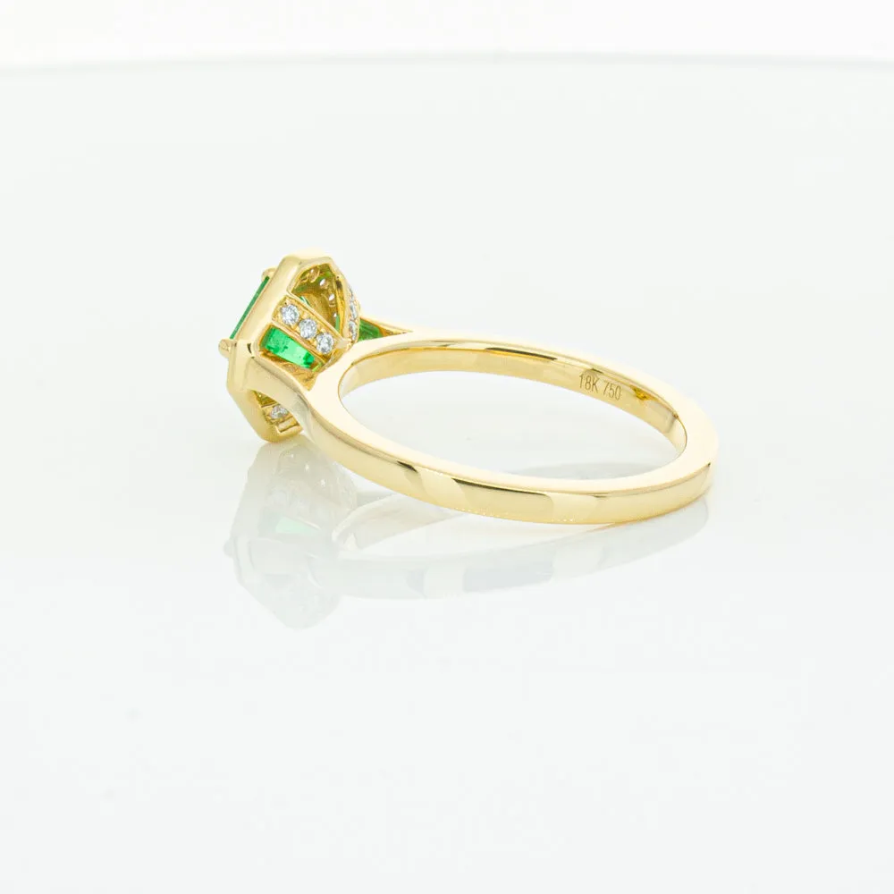 18ct Yellow Gold .84ct Emerald & Diamond Ring