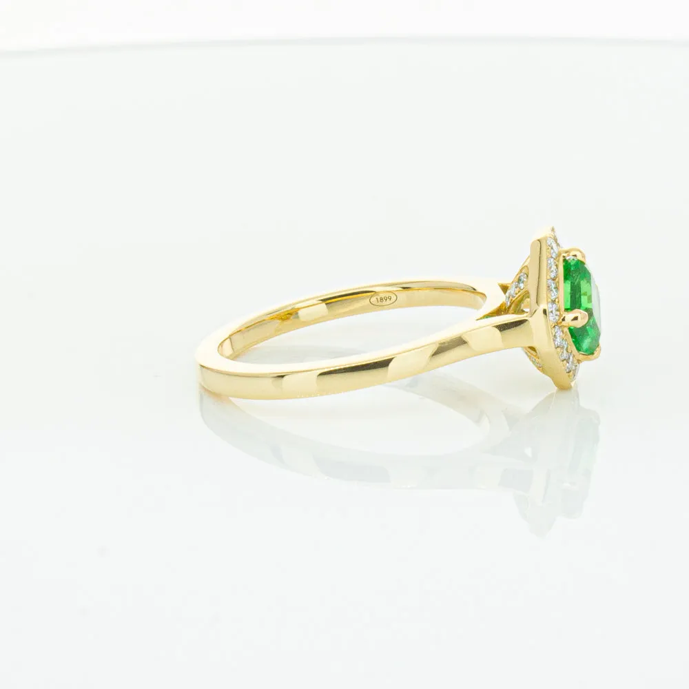 18ct Yellow Gold .84ct Emerald & Diamond Ring