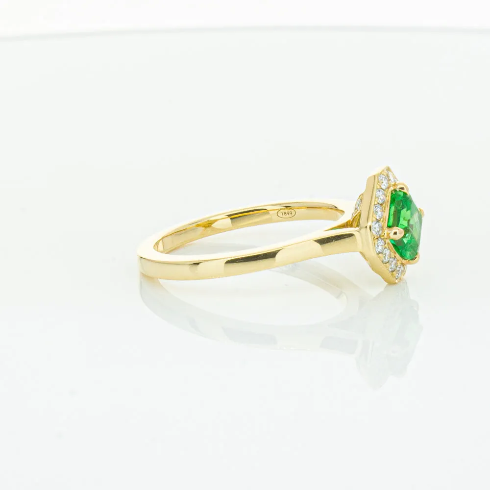 18ct Yellow Gold .84ct Emerald & Diamond Ring