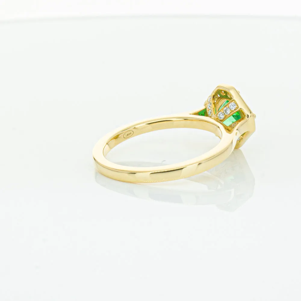 18ct Yellow Gold .84ct Emerald & Diamond Ring