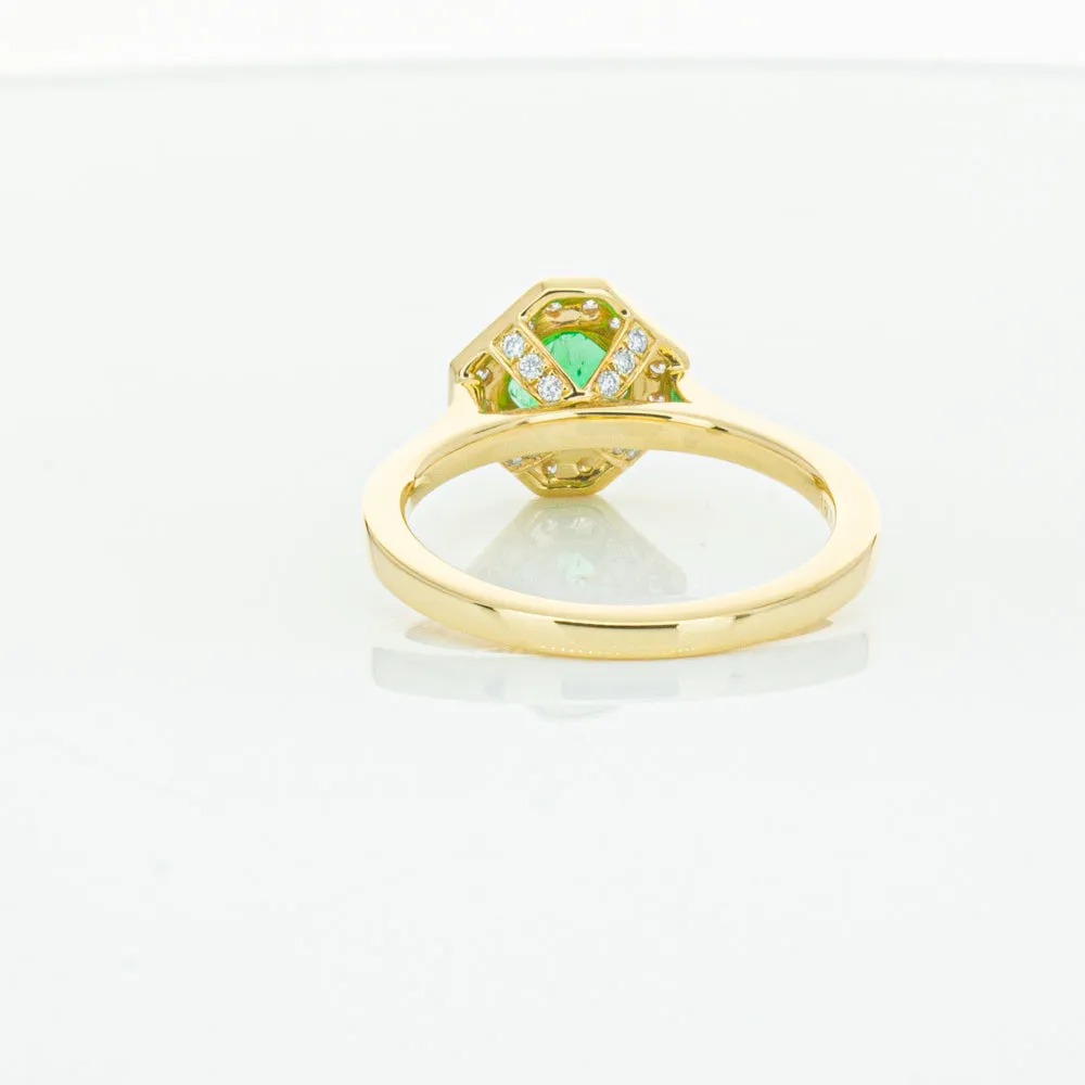 18ct Yellow Gold .84ct Emerald & Diamond Ring