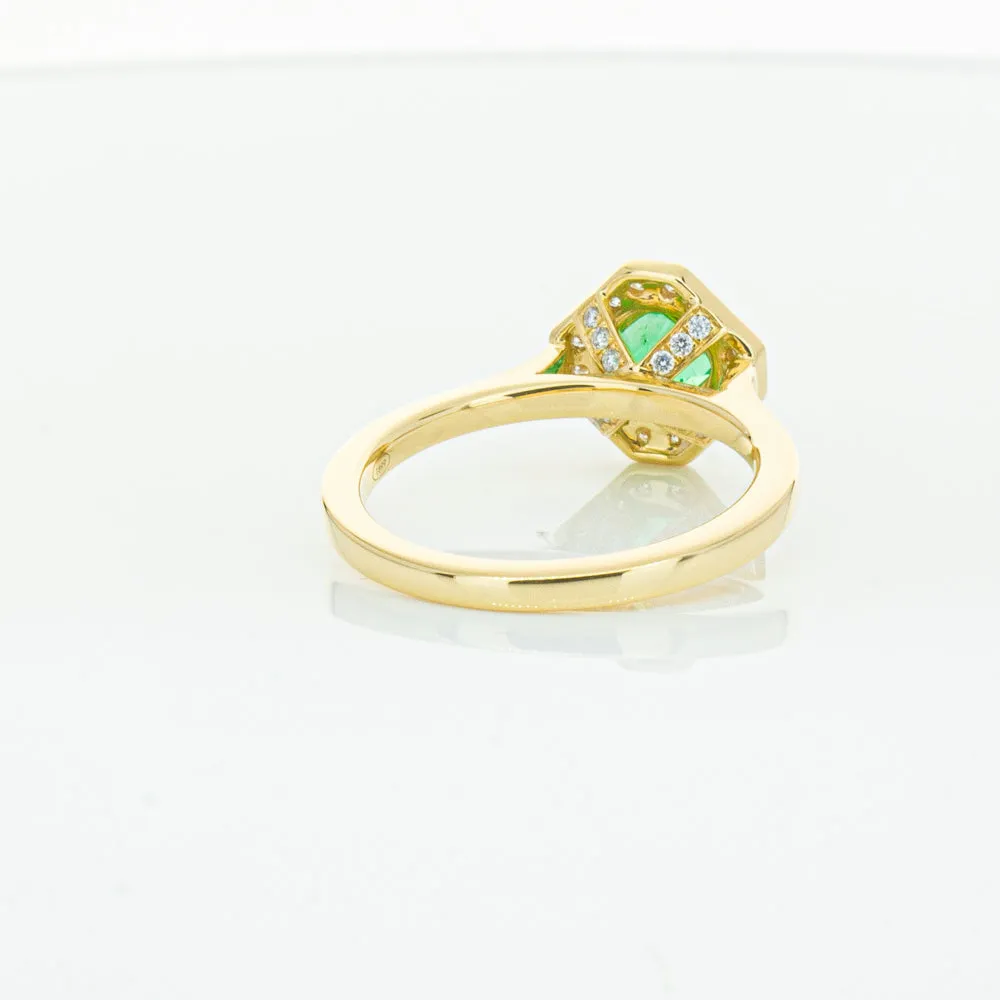 18ct Yellow Gold .84ct Emerald & Diamond Ring
