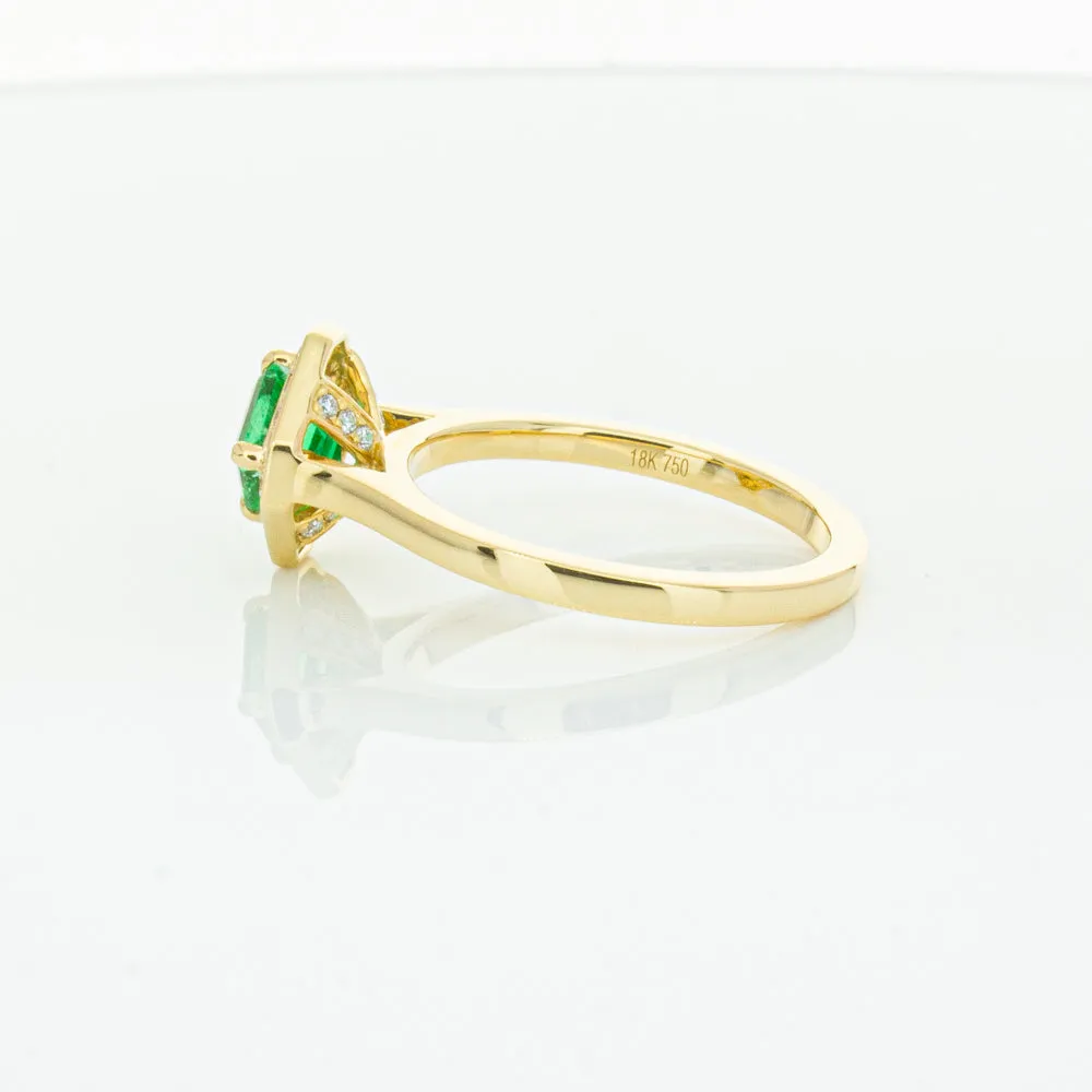 18ct Yellow Gold .84ct Emerald & Diamond Ring