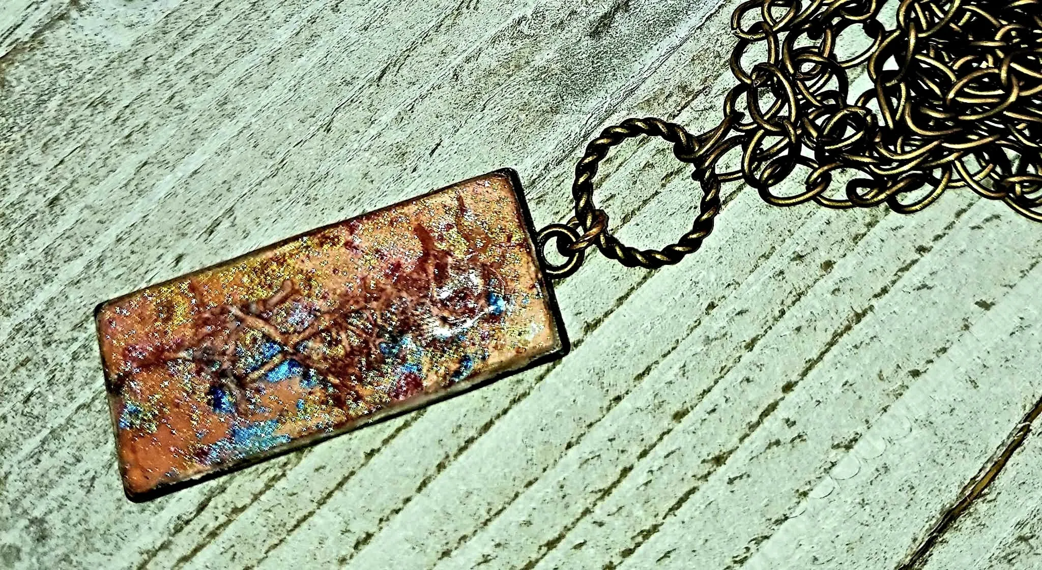2D effect Resin pendant bronze chain Necklace Accessories