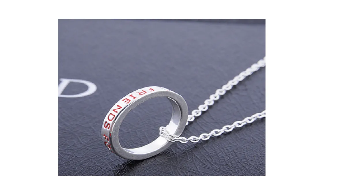 Best Friends Letter Print Round Circle Pendant Necklaces