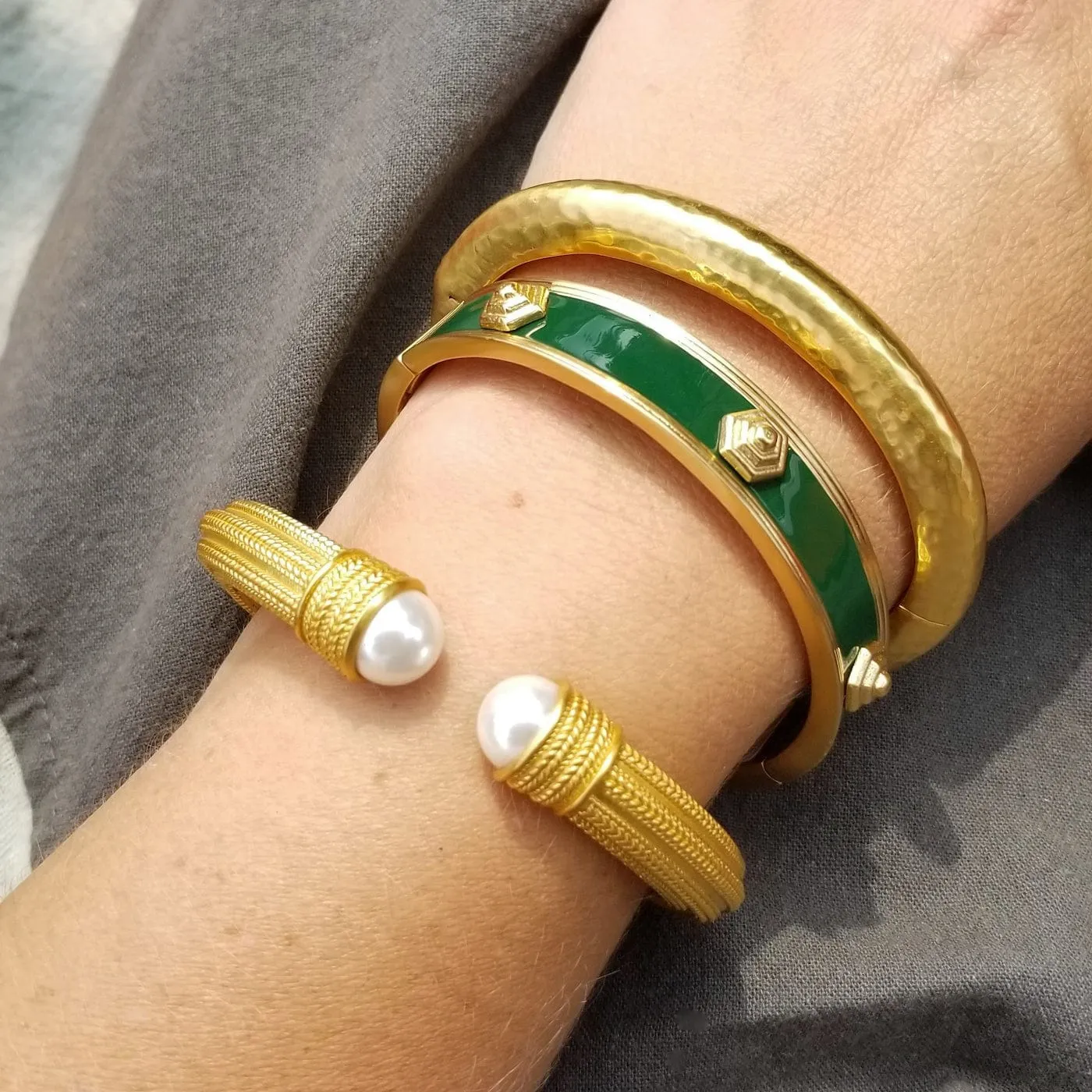 Catalina Hinge Bangle