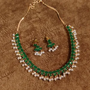 EMERALD LOOK PEARL BEADED NECKLACE SET