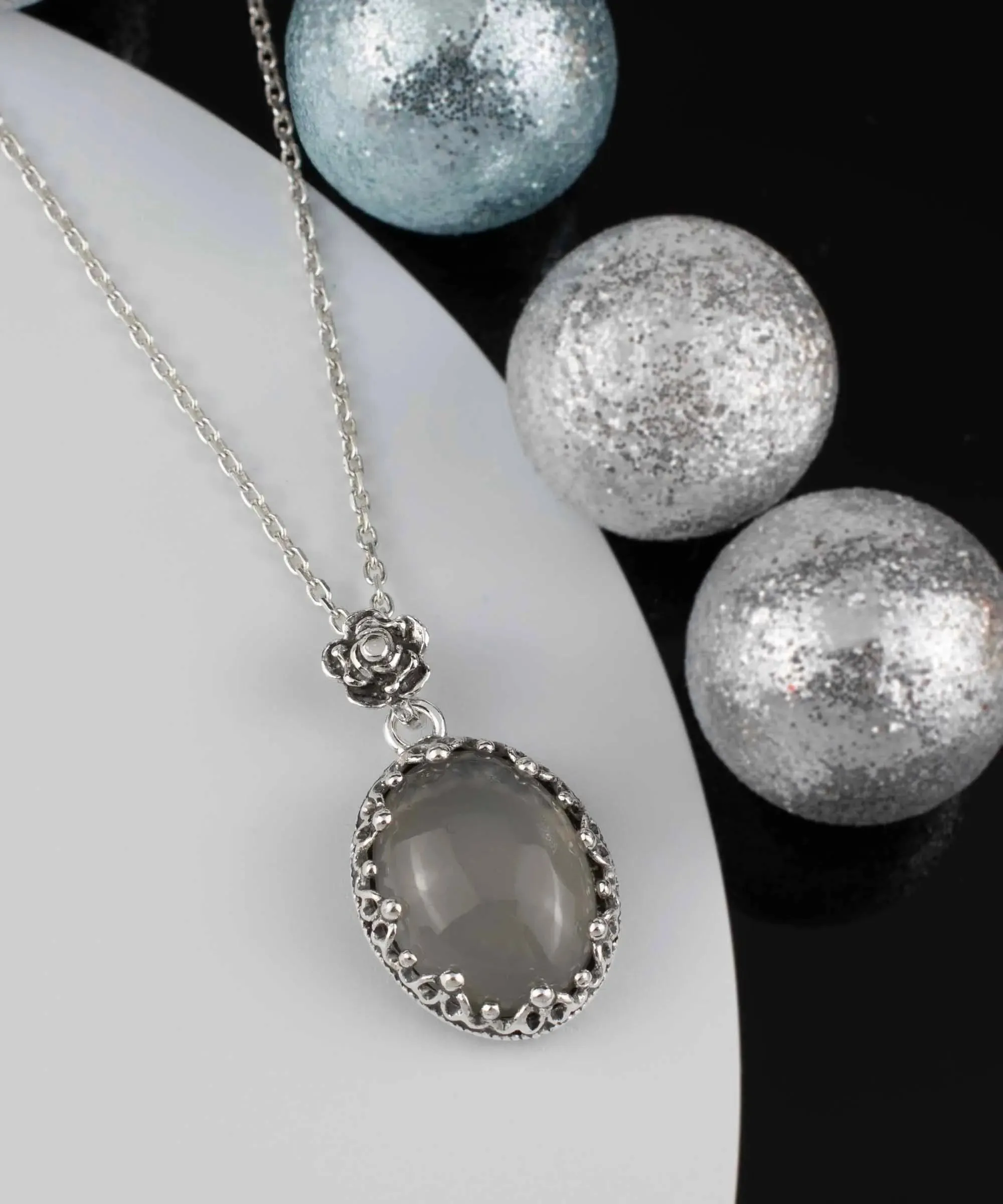 Filigree Silver Gray Moonstone Gemstone Woman Oval Pendant Necklace
