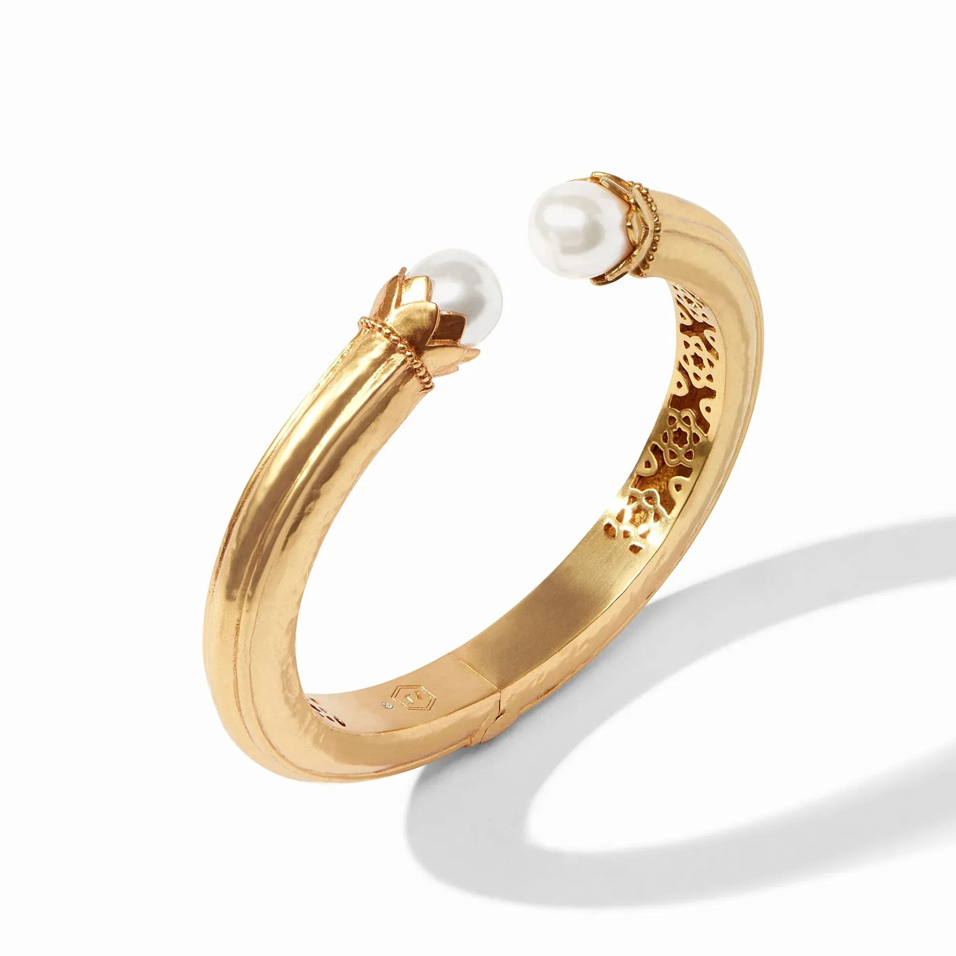 Flora Demi Cuff Pearl, Gold-Pearl