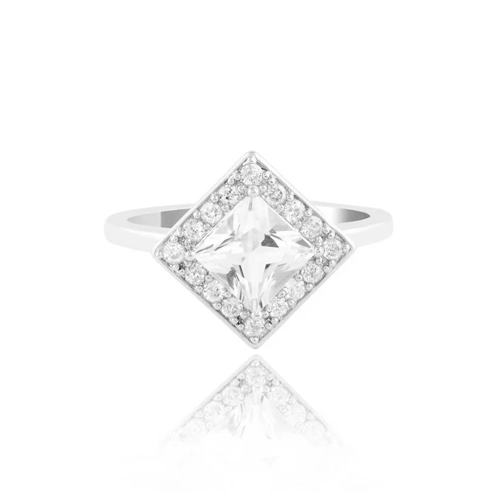 Majestic Multi-faceted Ring