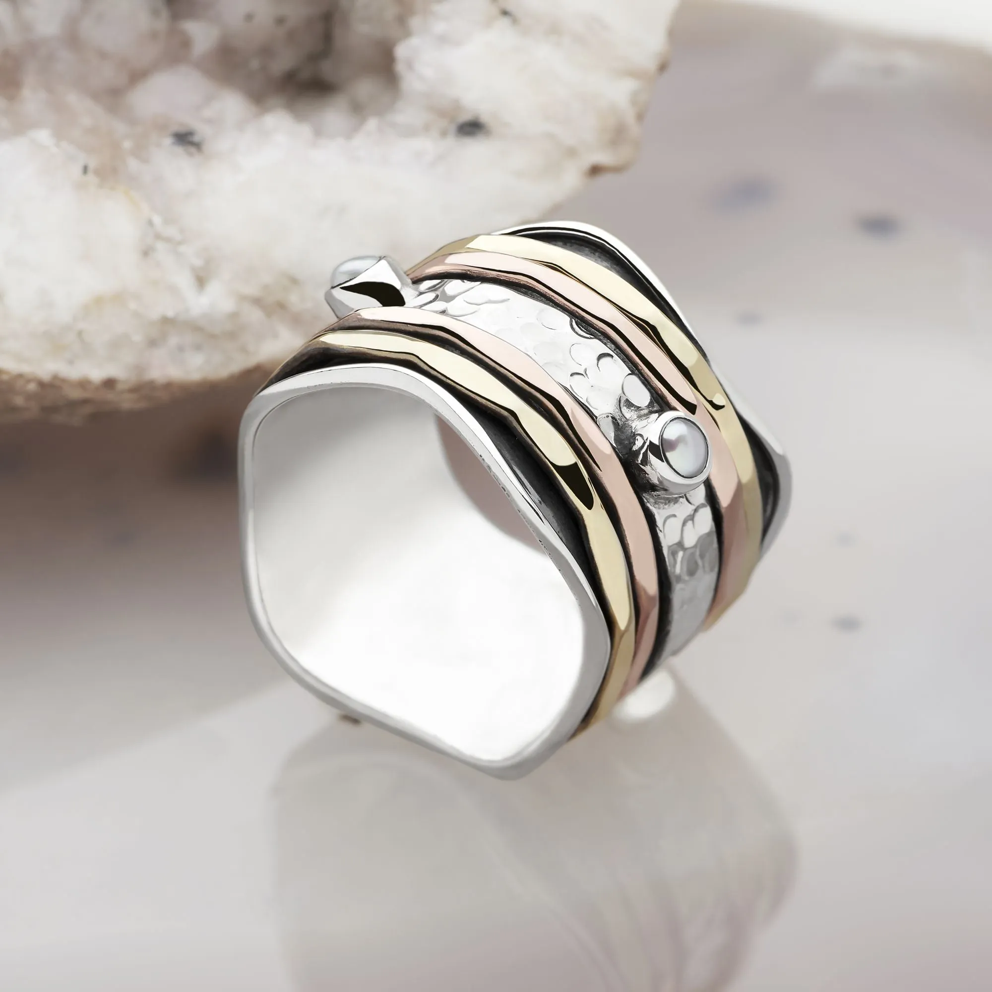 Majestic Pearl Spin Ring (R21421)