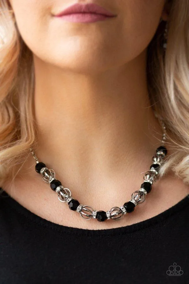 Metro Majestic • Black