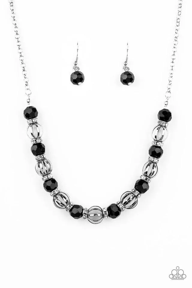 Metro Majestic • Black