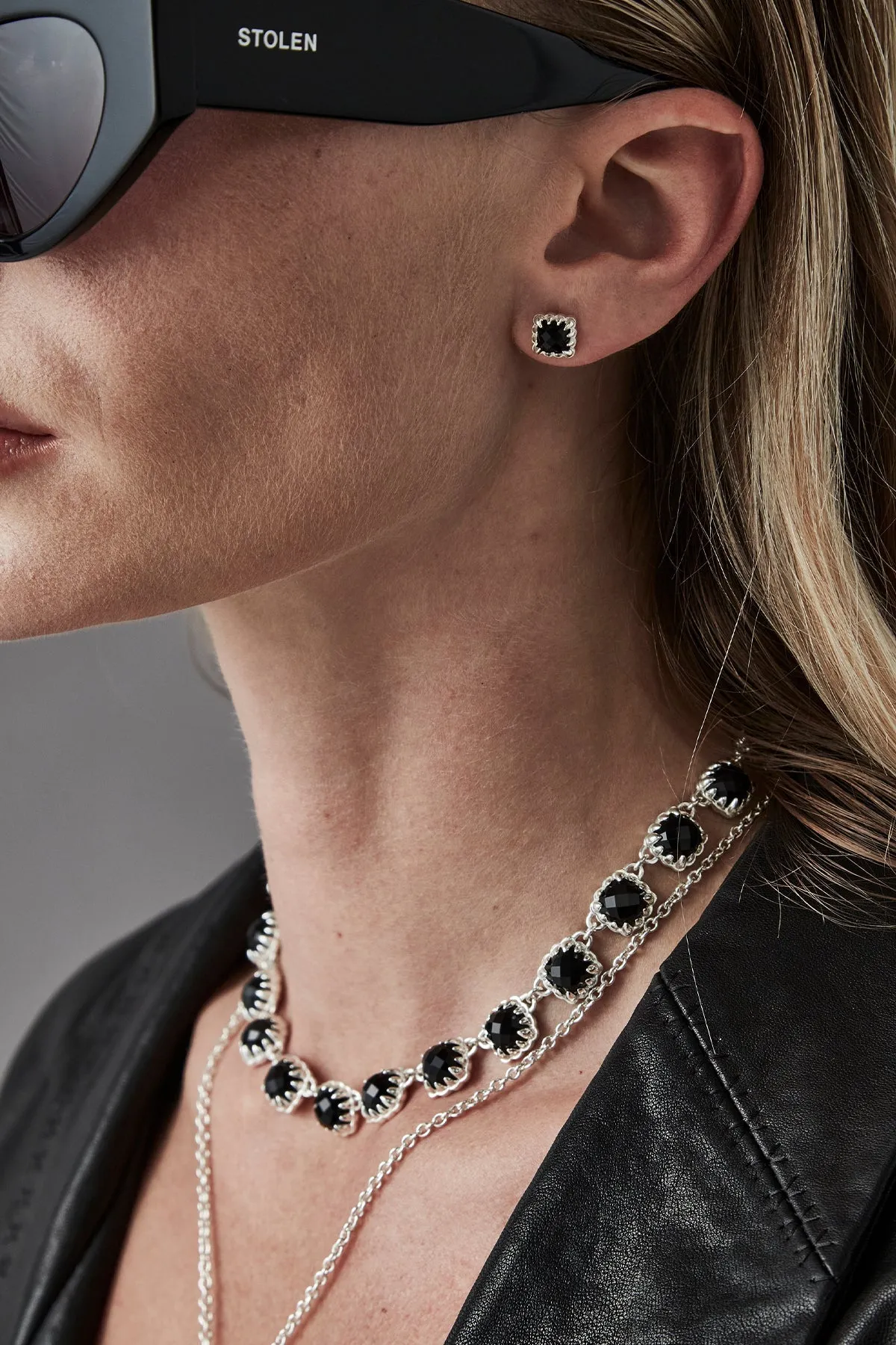 Mini Claw Studs - Onyx