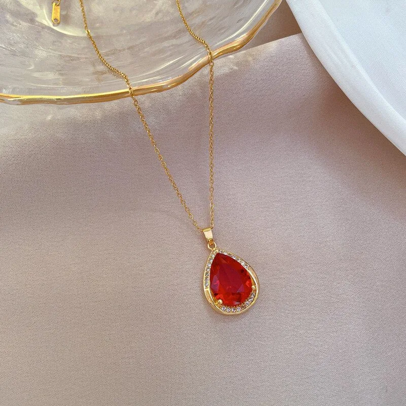 New Red Big Gem Pendant Necklace For Women Clavicle Chain