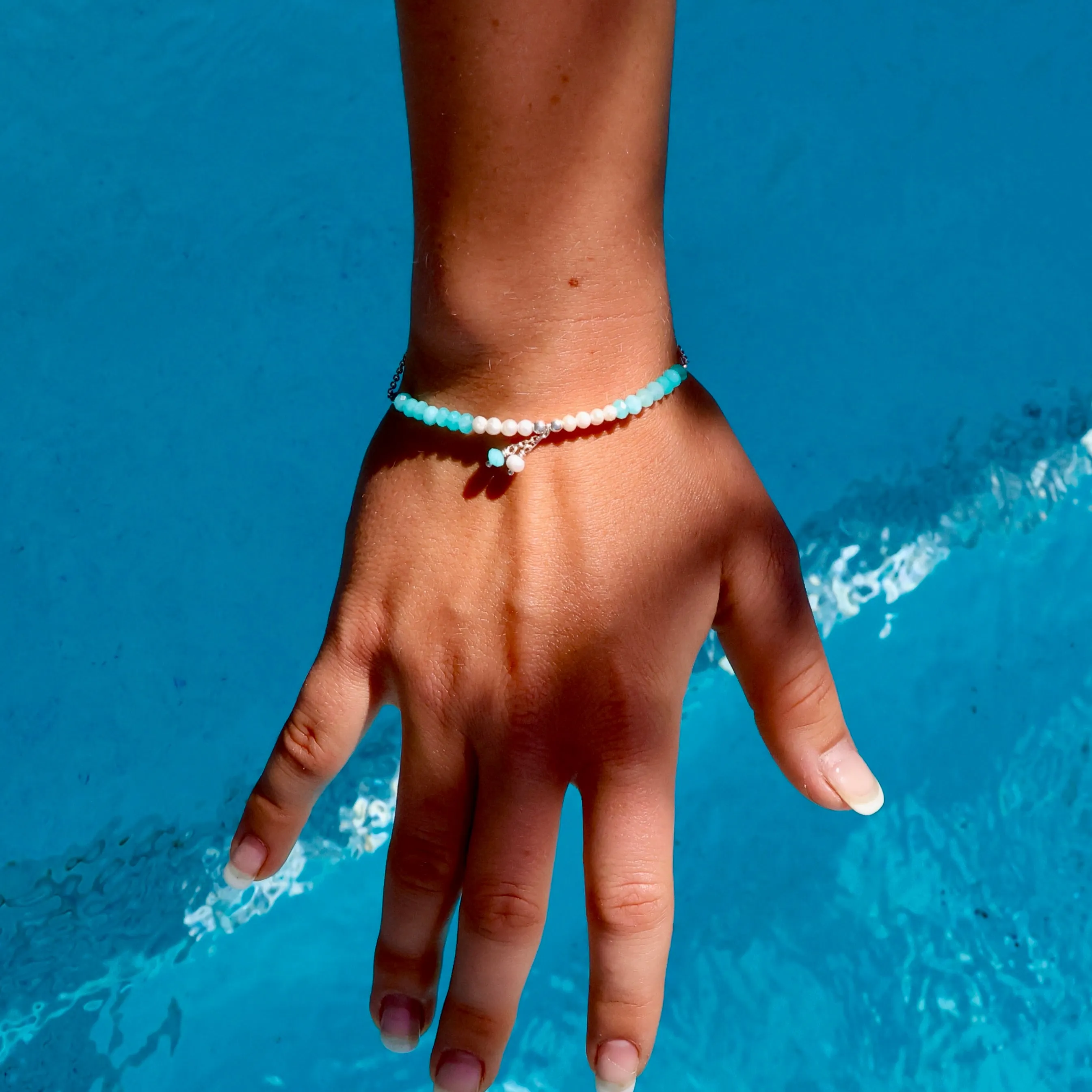 Ocean Spell Bracelet Light Blue Apatite