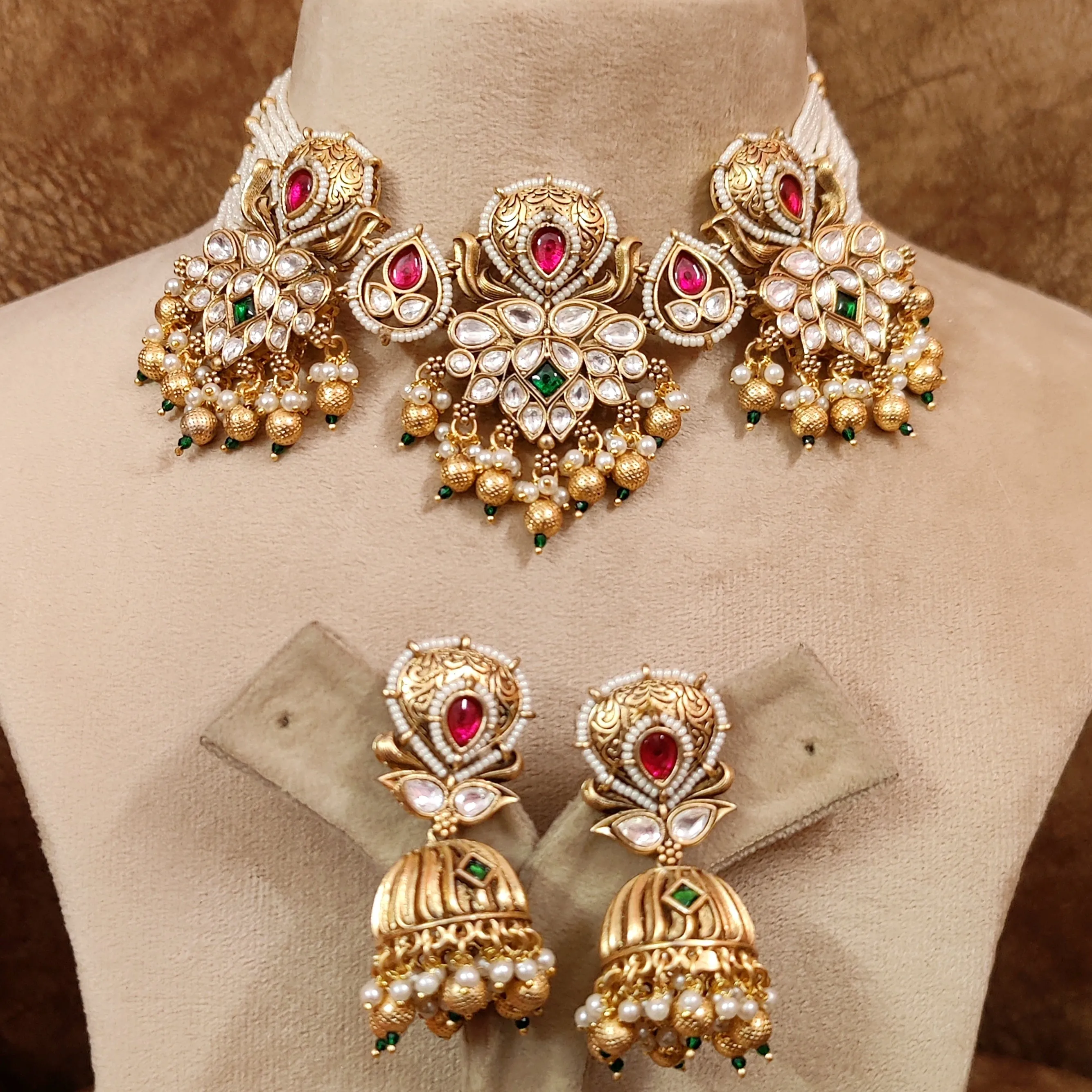 ROYAL KUNDAN POLKI GOLD LOOK ALIKE PEARL NECKLACE SET