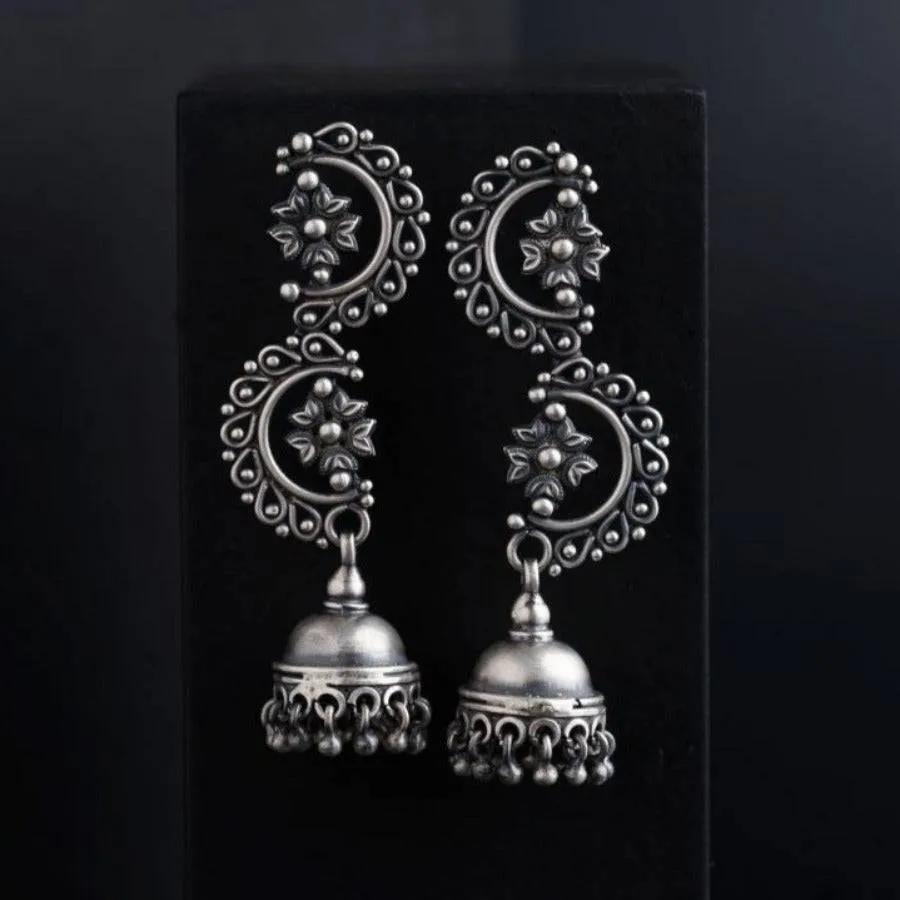 Statment Filigree Vel Jhumki