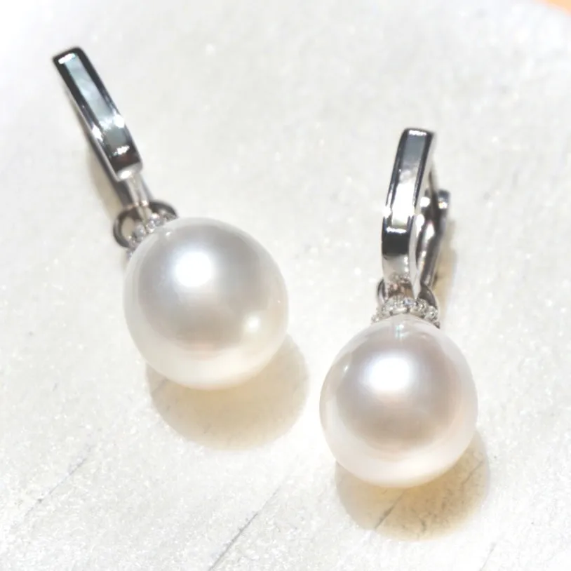 Timeless Allure – 13*15mm White South Sea Baroque Pearl Drop Earrings