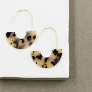 Tortoiseshell resin rainbow shaped contemporary hoop earrings
