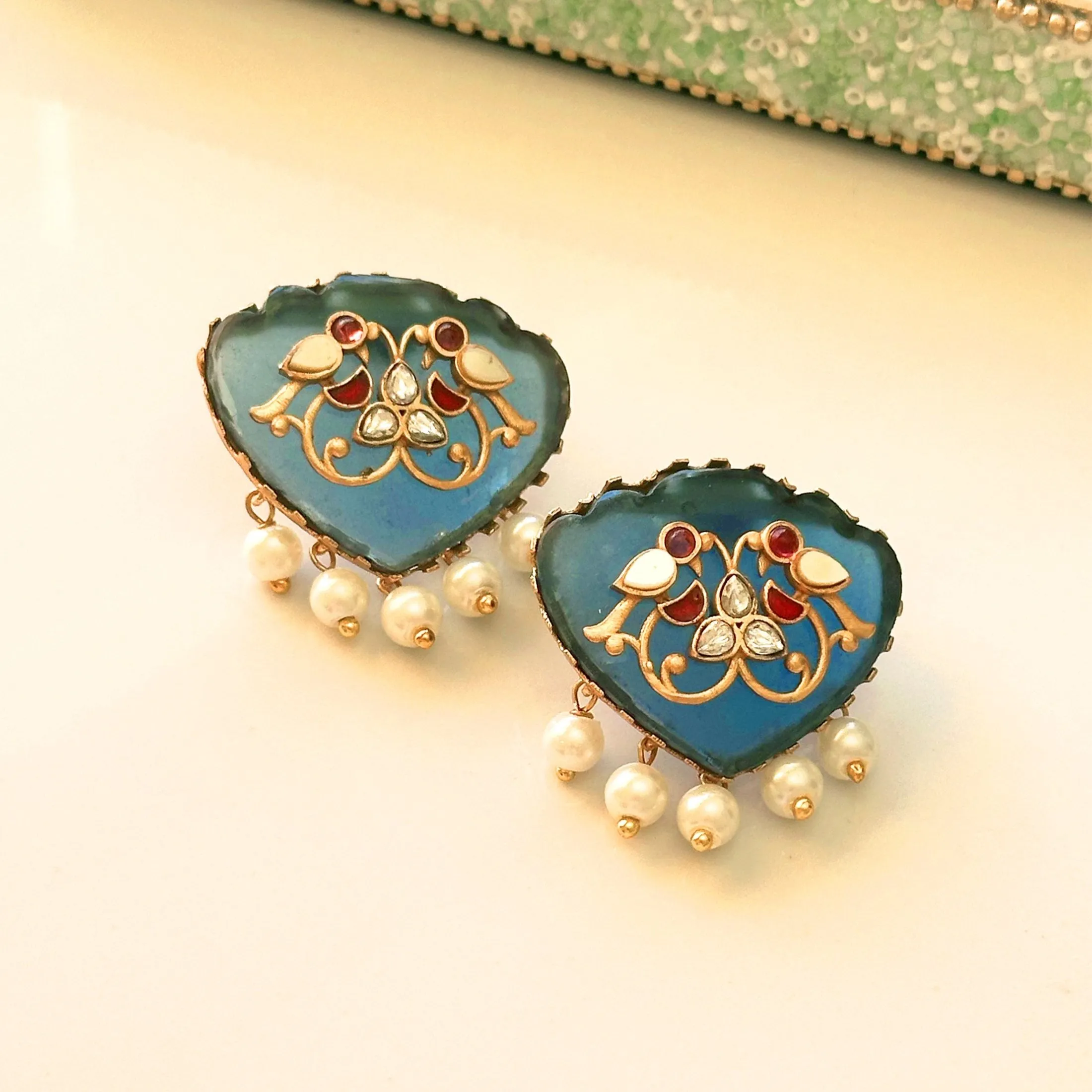 Uorfi Motif Earrings