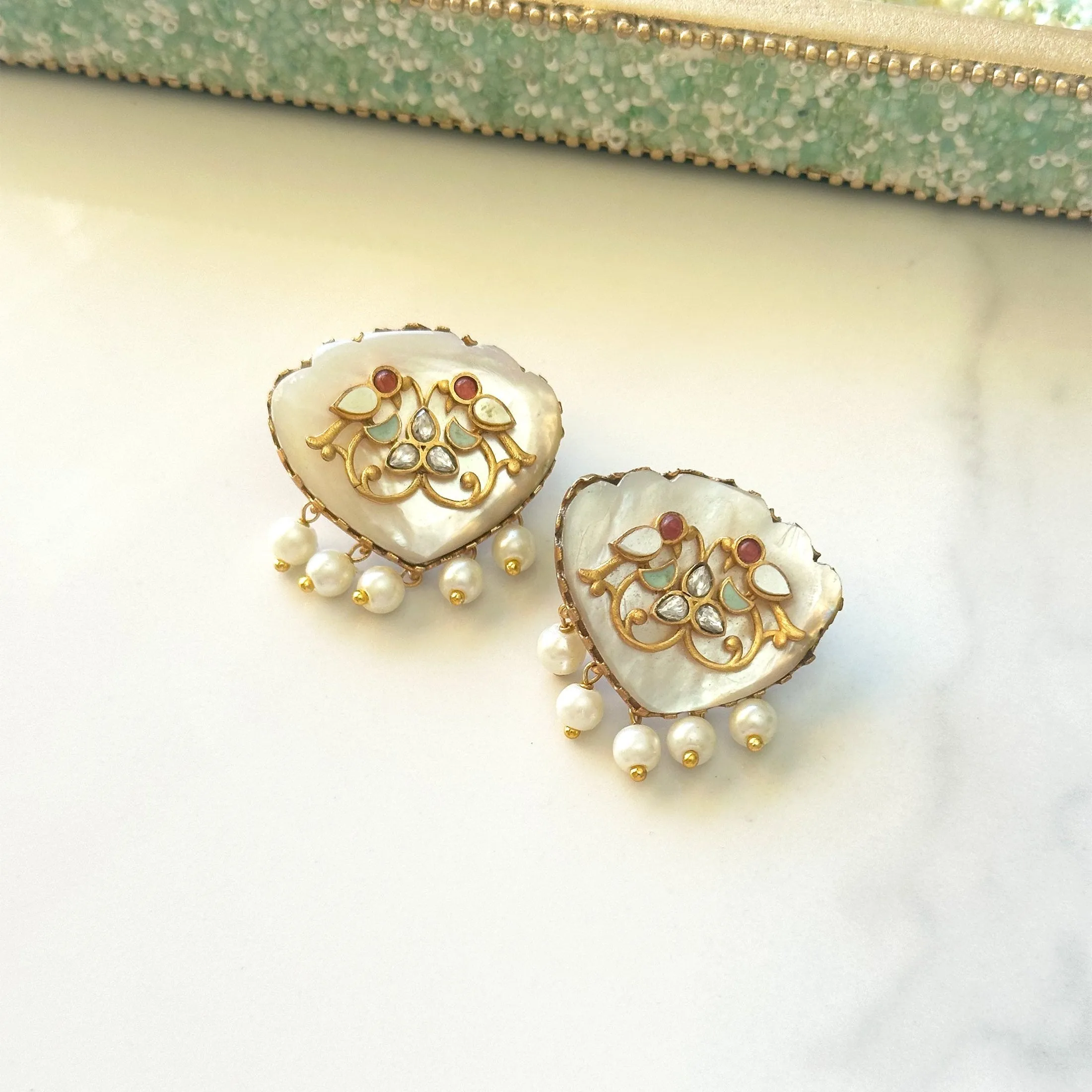Uorfi Motif Earrings