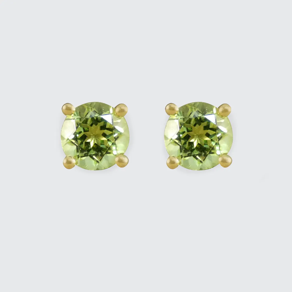 Vibrant Peridot Solitaire Stud Earrings in Yellow Gold
