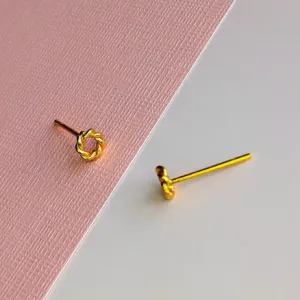 Vurchoo Vintage Stacker Gold Studs