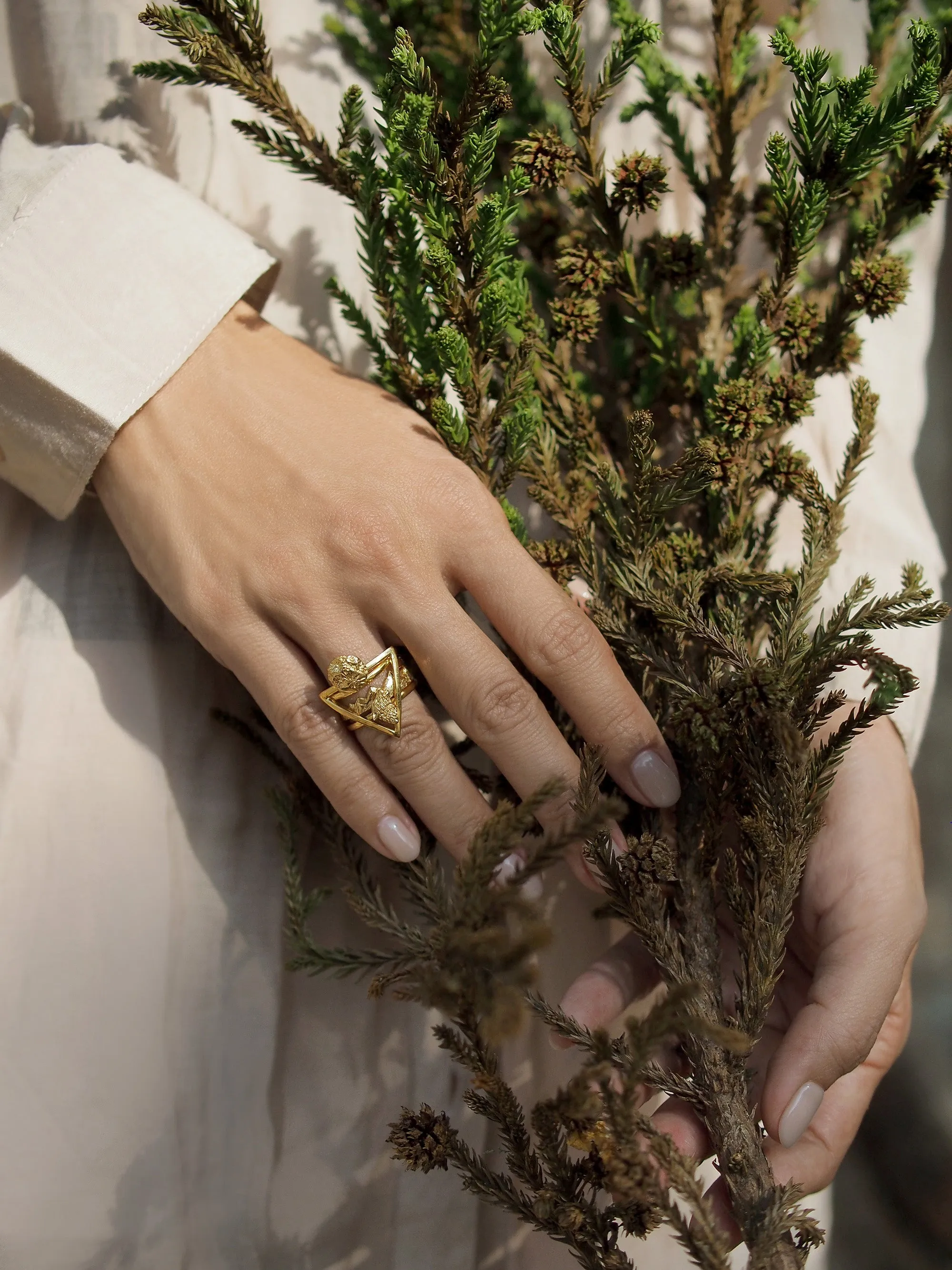 Wolf Stacking Rings Set | Treta Compound